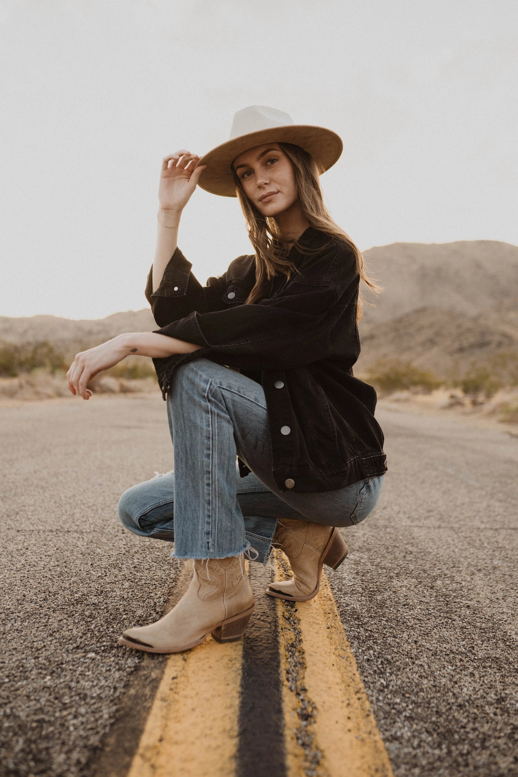 Molly Vegan Suede Medium