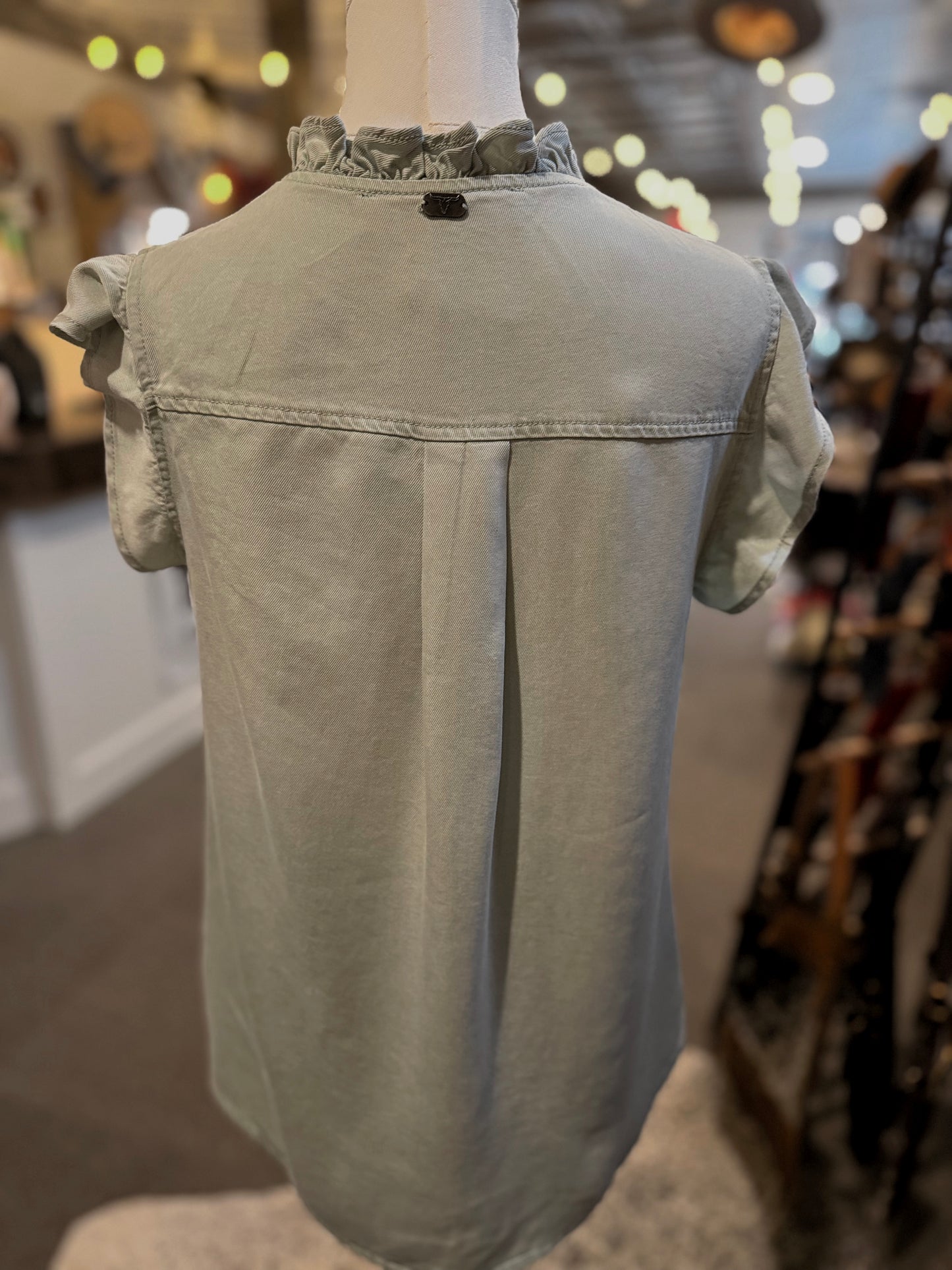 Ruffle Ridge Top