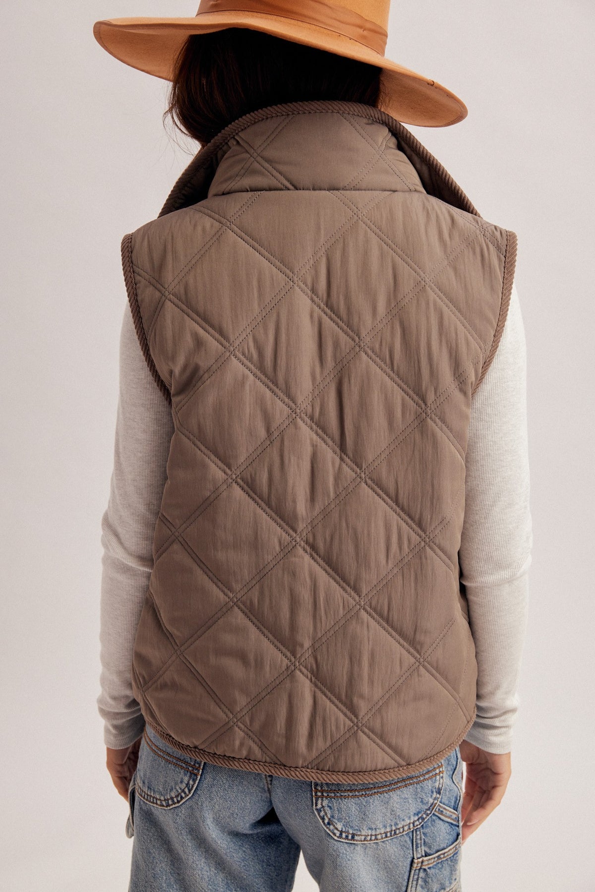 Wren Reversible Vest