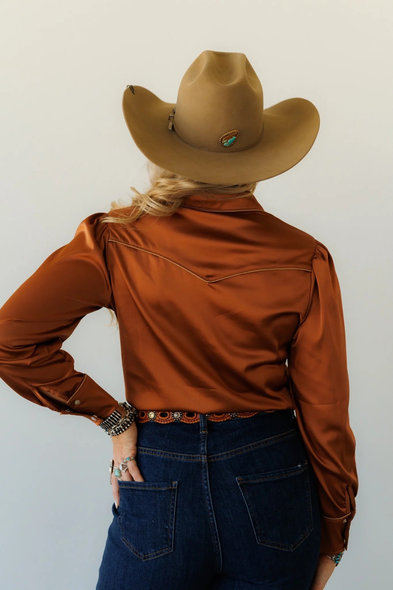 The Dutton Pearl Snap