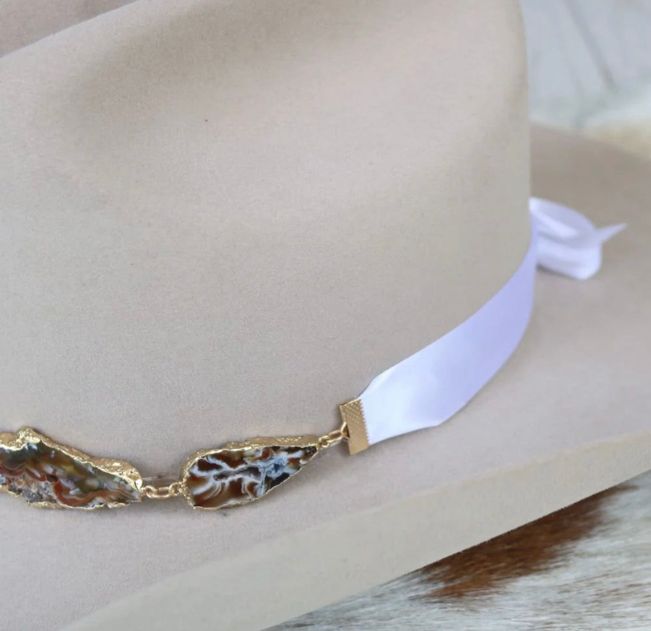 Shiloh Beige Geode Hat Band