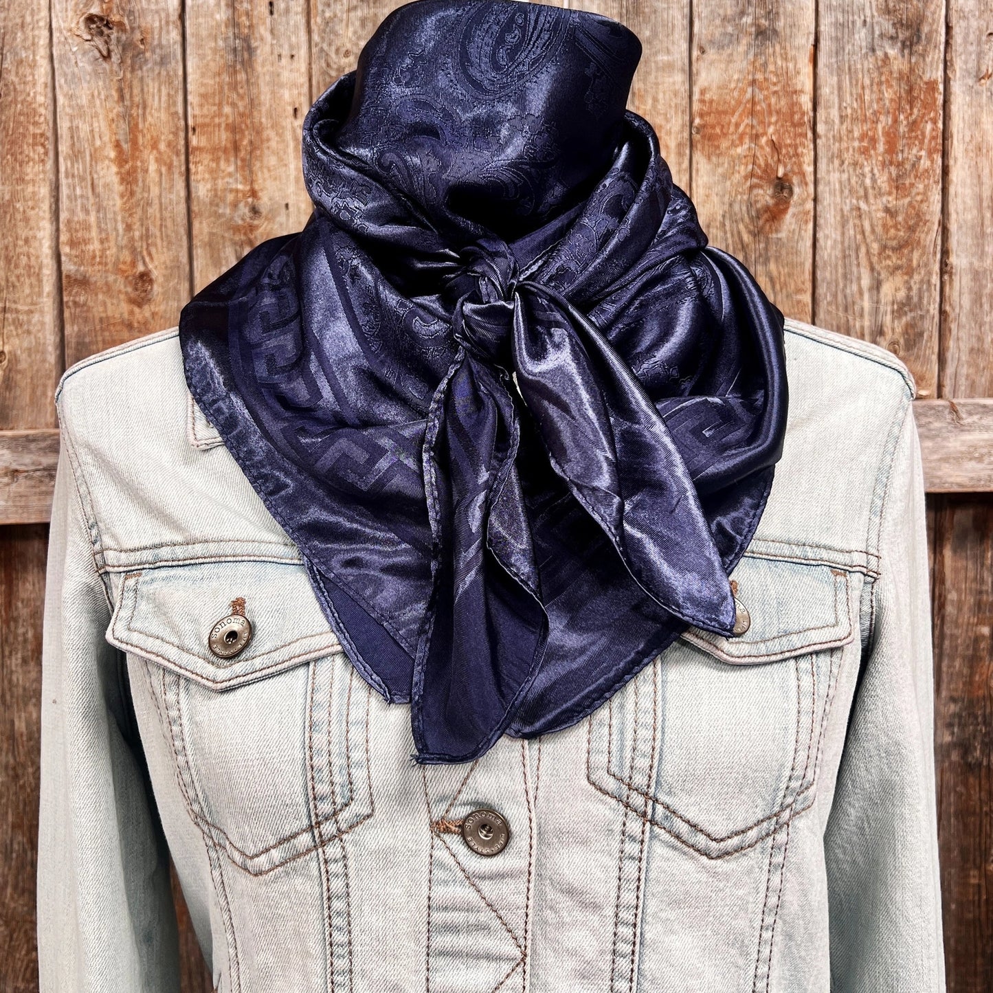 Jacquard Wild Rag