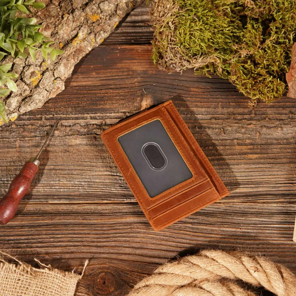 Leather Wallet w/Magnetic Clip